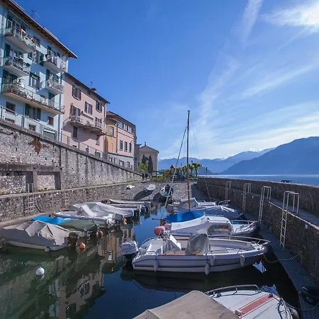 Apartman Sleeps 6 Pool Air Con